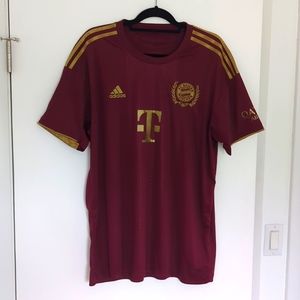 EUC Adidas FC Bayern Muchen Oktoberfest Jersey